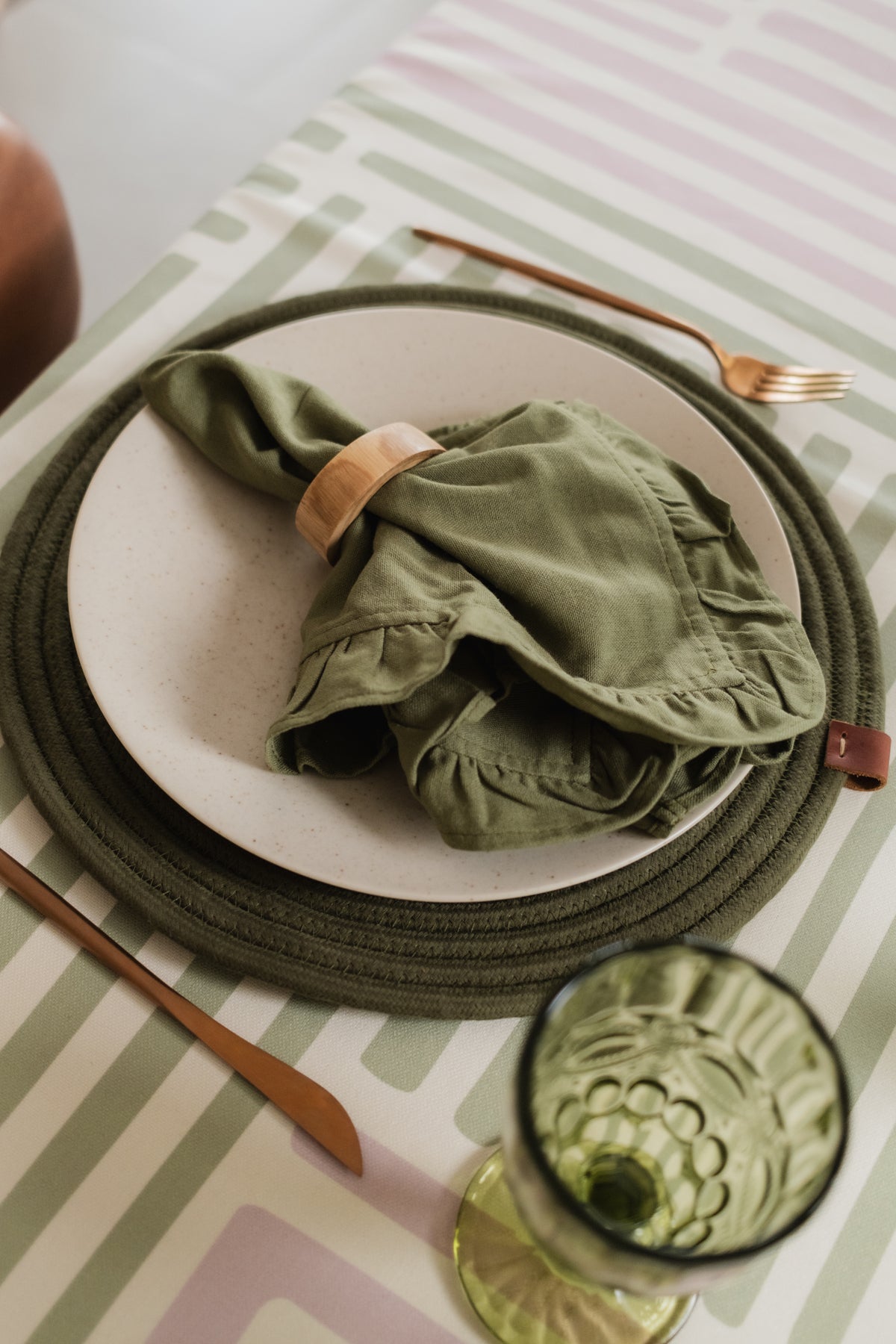 Camino de Mesa Sage Rose