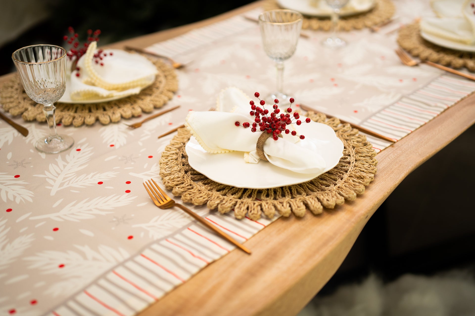 Camino de Mesa Noche Blanca